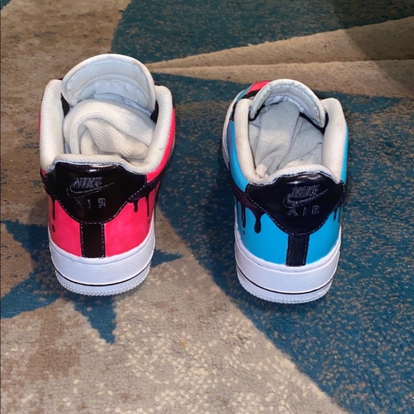 Custom AF1’s - Picture 5 of 7